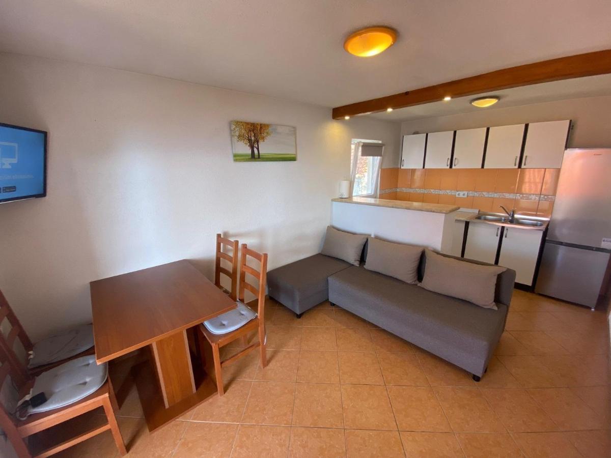 Seaside Secluded Apartments Cove Tvrdni Dolac, Hvar - 12655 Gdinj Dış mekan fotoğraf