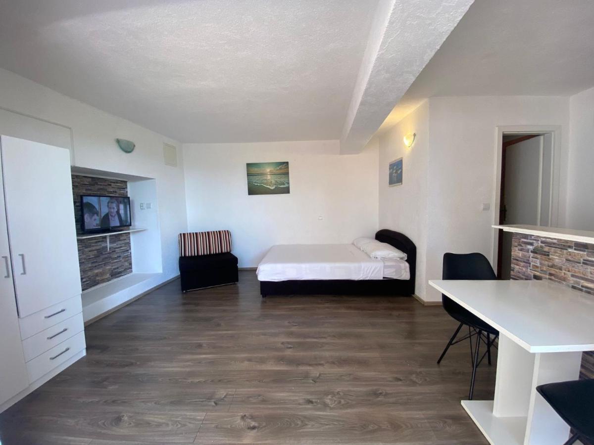 Seaside Secluded Apartments Cove Tvrdni Dolac, Hvar - 12655 Gdinj Dış mekan fotoğraf